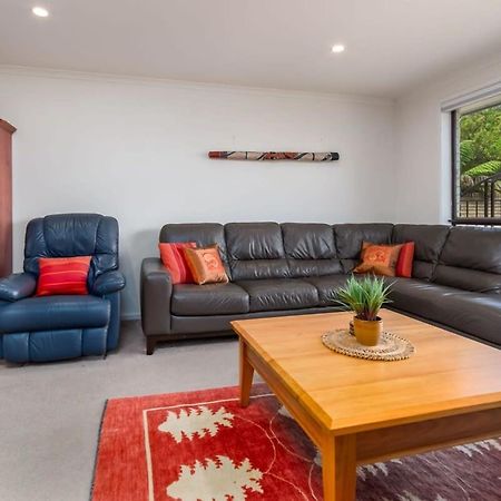 Spacious And Restful Holiday Home With Backyard Weetangerra Exterior foto