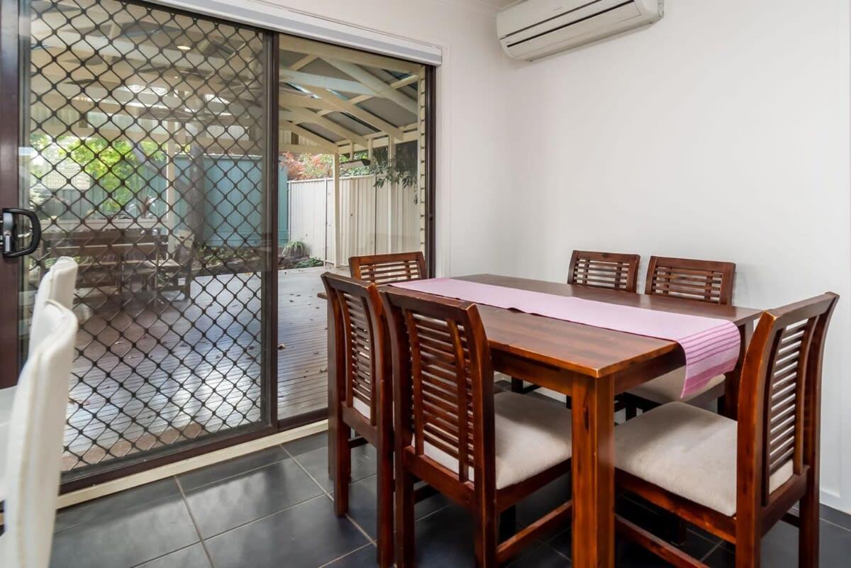Spacious And Restful Holiday Home With Backyard Weetangerra Exterior foto
